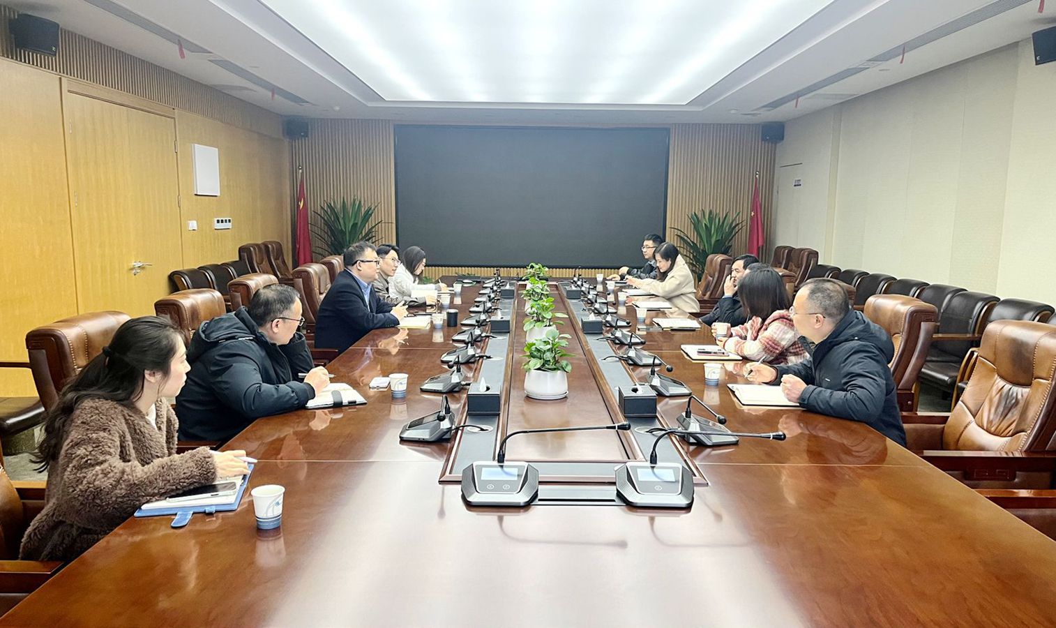 合作共贏、行穩(wěn)致遠(yuǎn)--株洲國(guó)金資本控股有限公司來(lái)司交流